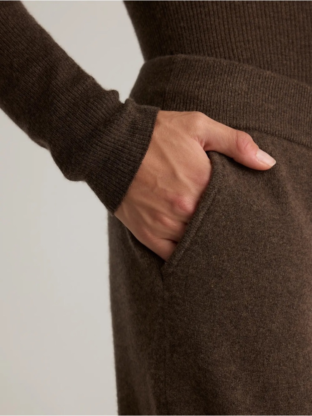Quince Cashmere Sweatpants EUC. - Picture 6 of 9